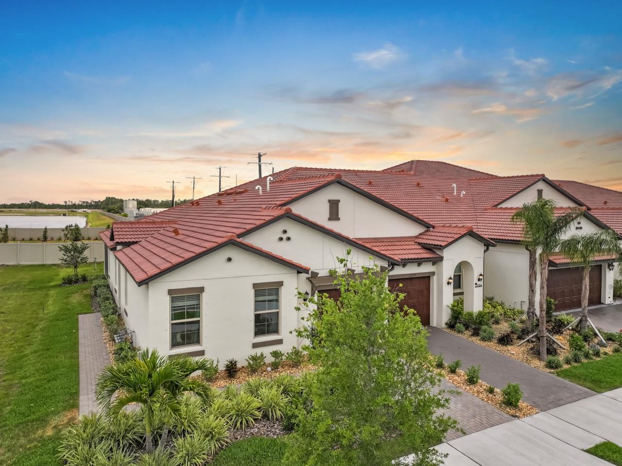 Image 32 of 38 For 17222 Holly Well Avenue