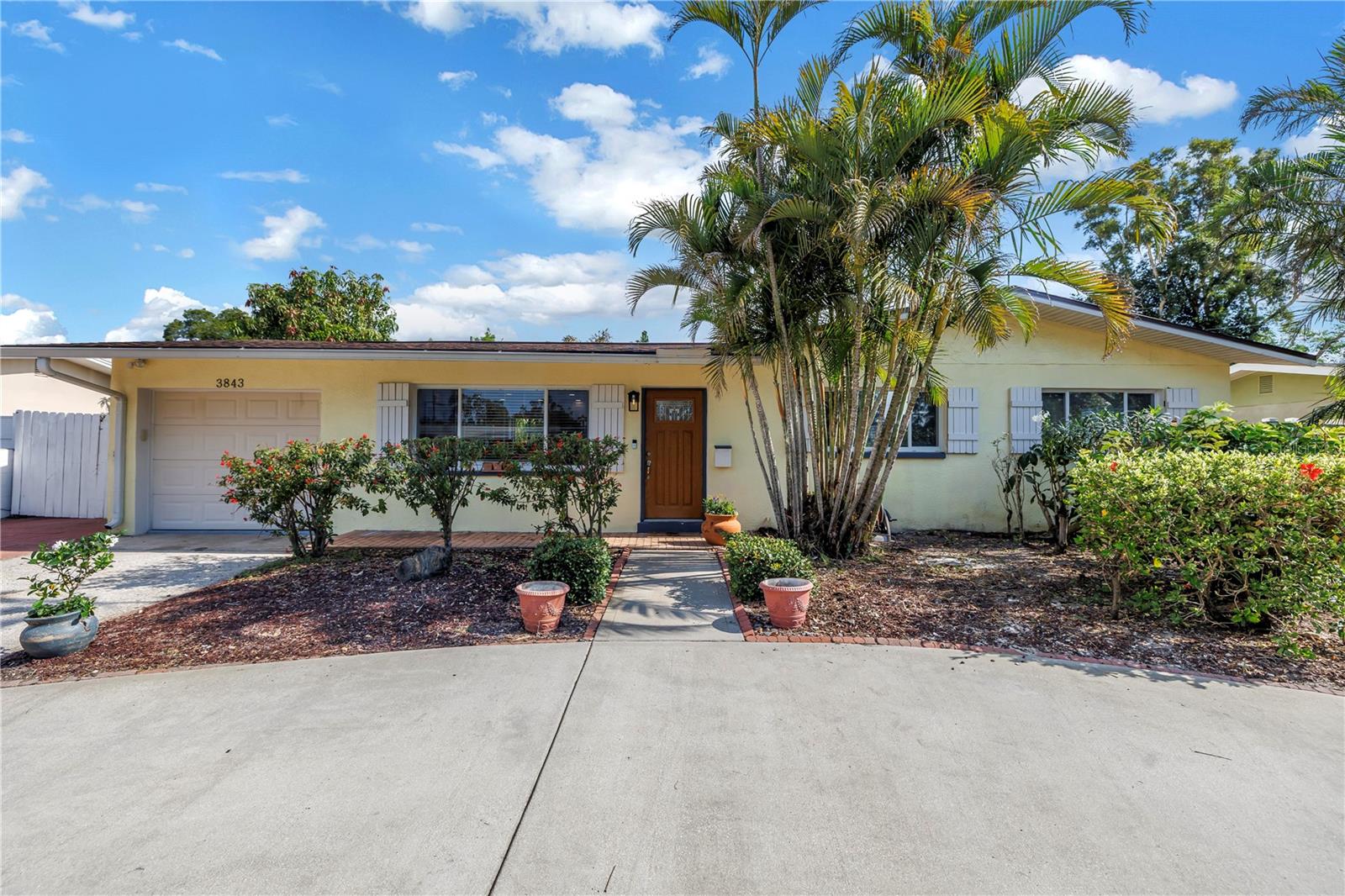 Details for 3843 Neptune Drive Se, ST PETERSBURG, FL 33705