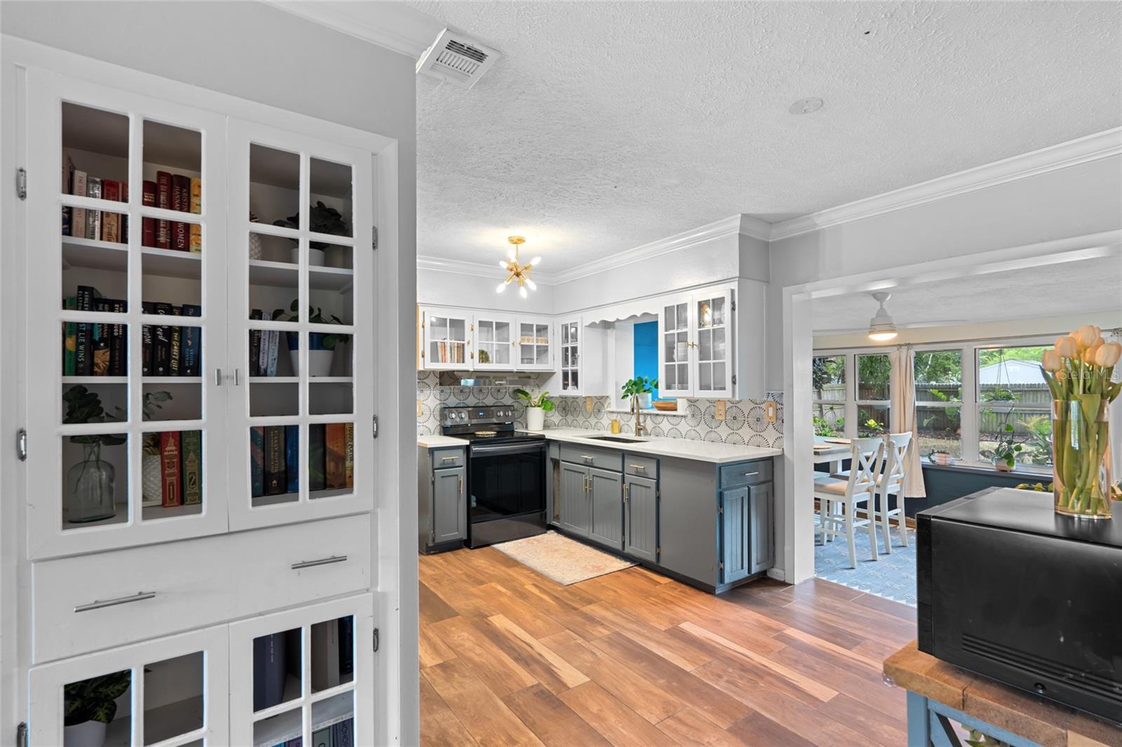Image 6 of 28 For 1526 San Mateo Drive