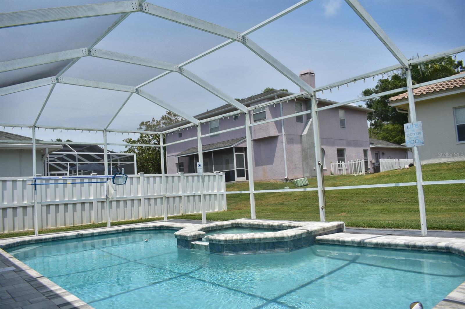 Image 26 of 33 For 1961 Dunbrody Court