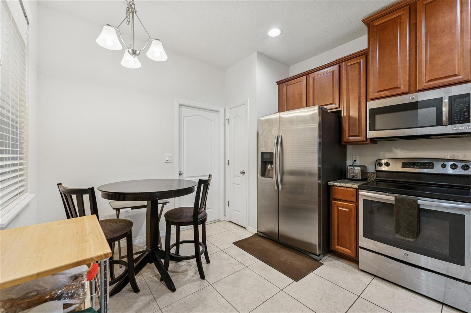 Image 8 of 38 For 2129 Lennox Dale Lane