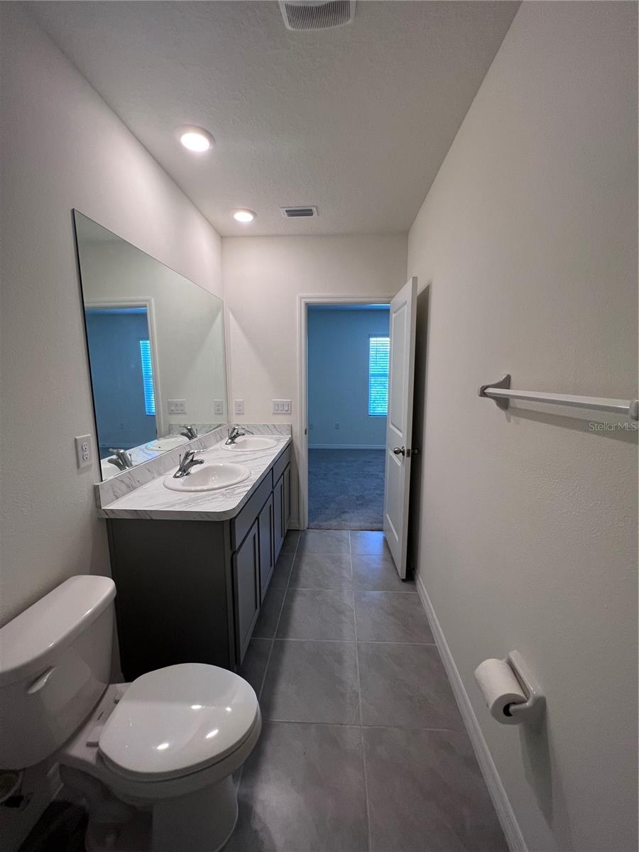 Listing photo id 26 for 1739 Woodleaf Hammock Court