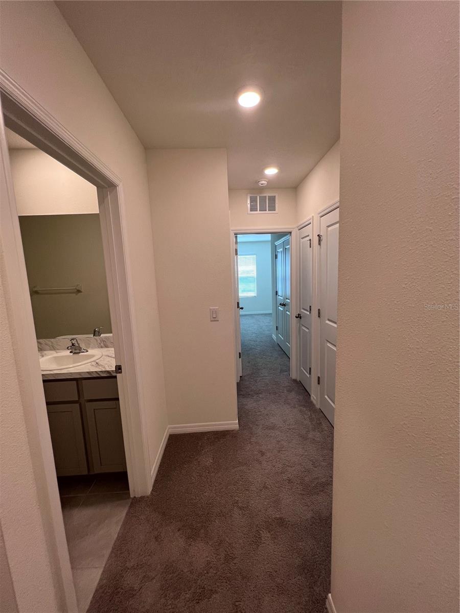 Listing photo id 28 for 1739 Woodleaf Hammock Court
