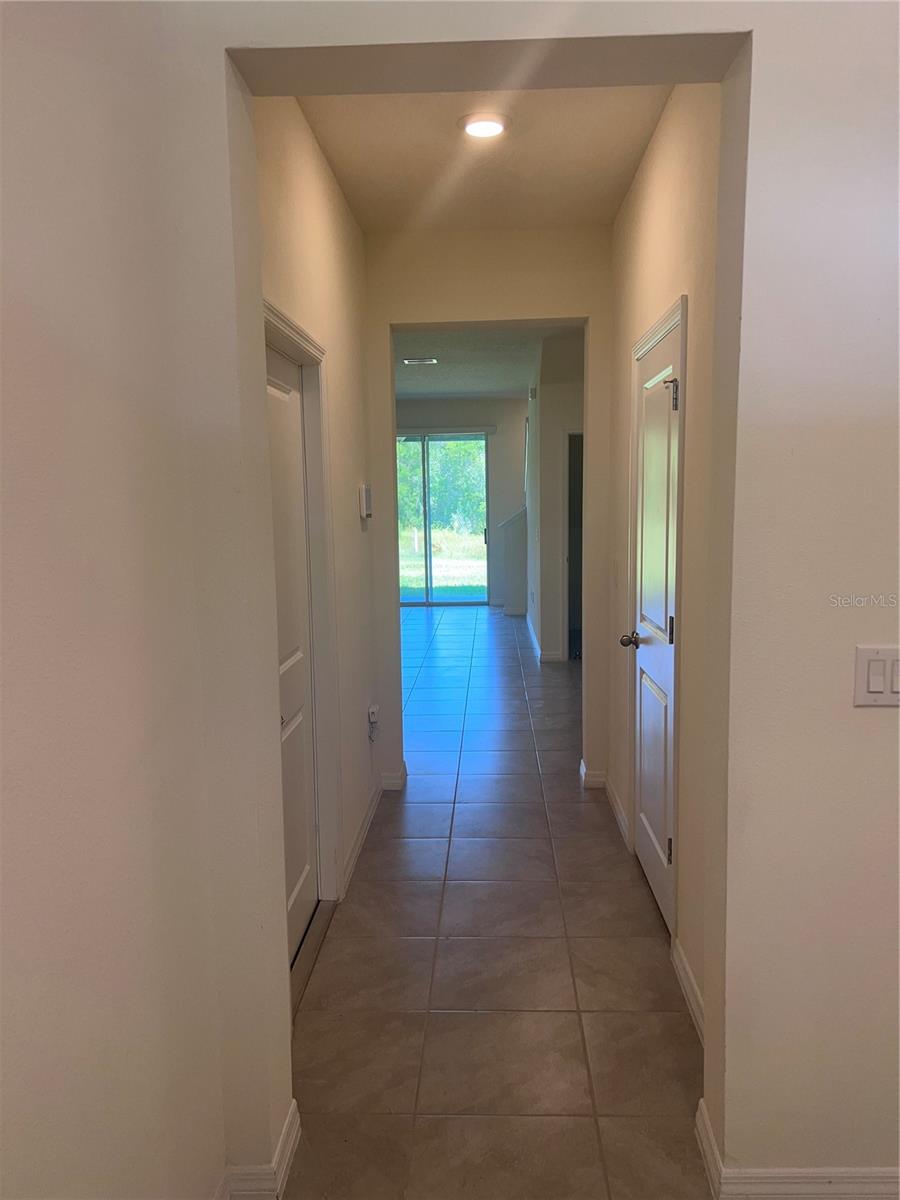 Listing photo id 7 for 1739 Woodleaf Hammock Court