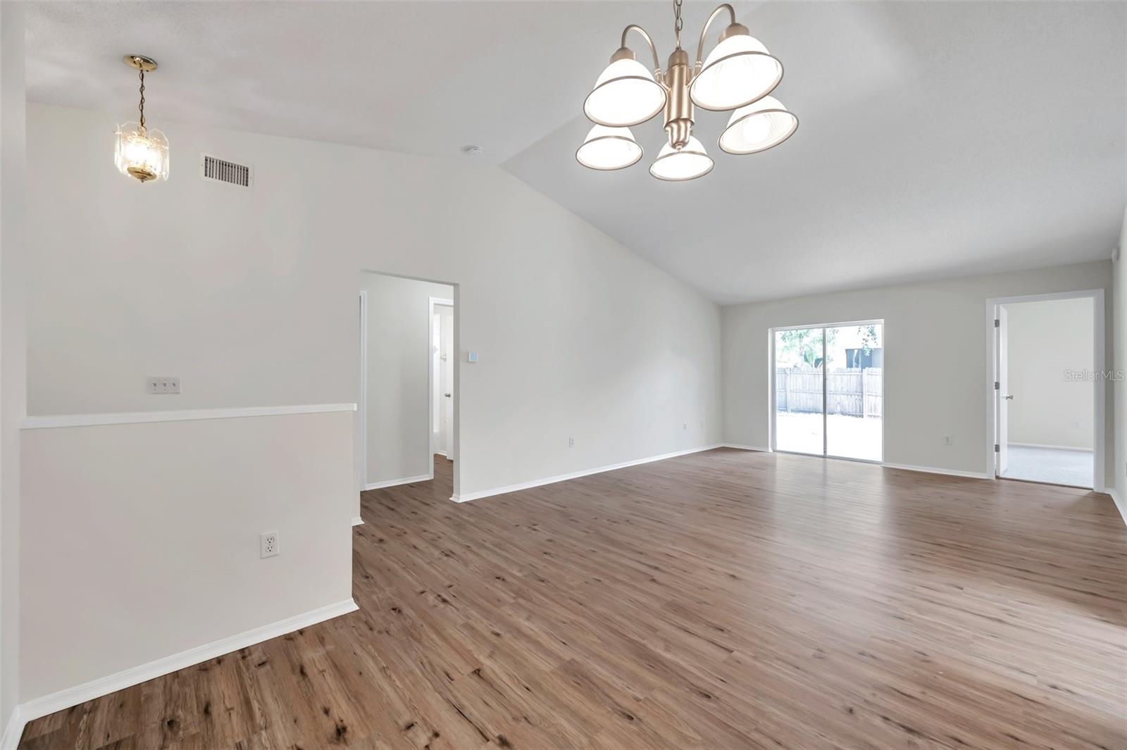 Image 9 of 44 For 1408 Birchstone Avenue