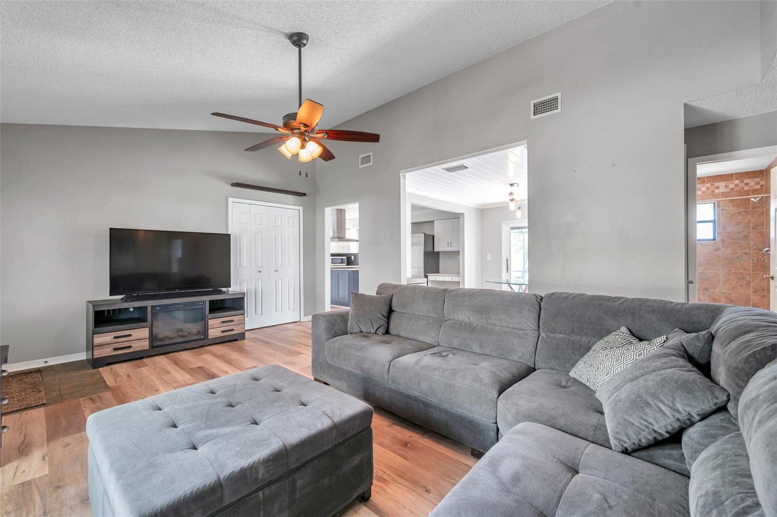 Image 7 of 71 For 1851 Skyland Drive