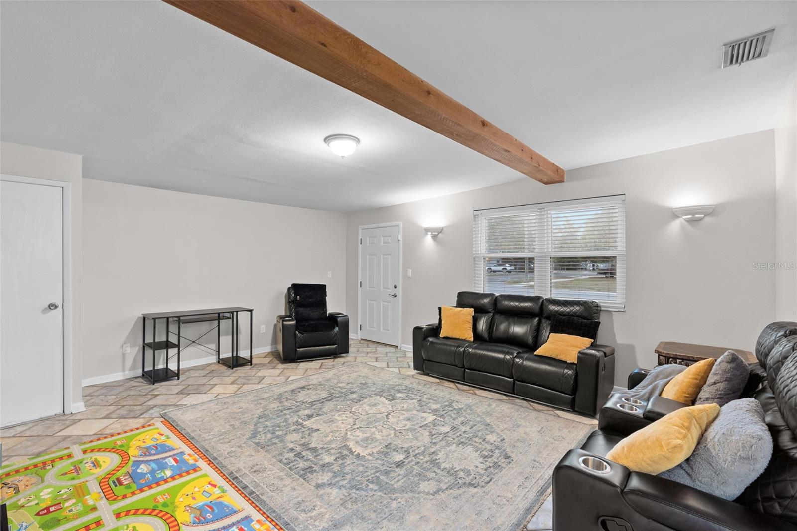 Image 15 of 33 For 8001 Ola Avenue