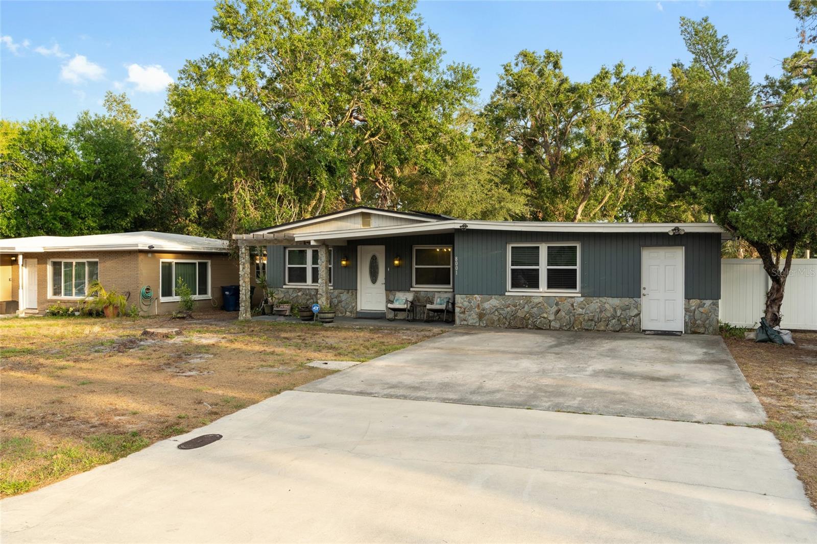 Image 3 of 33 For 8001 Ola Avenue