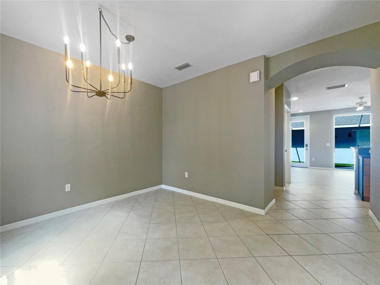 Image 13 of 26 For 5636 Whitehead Street
