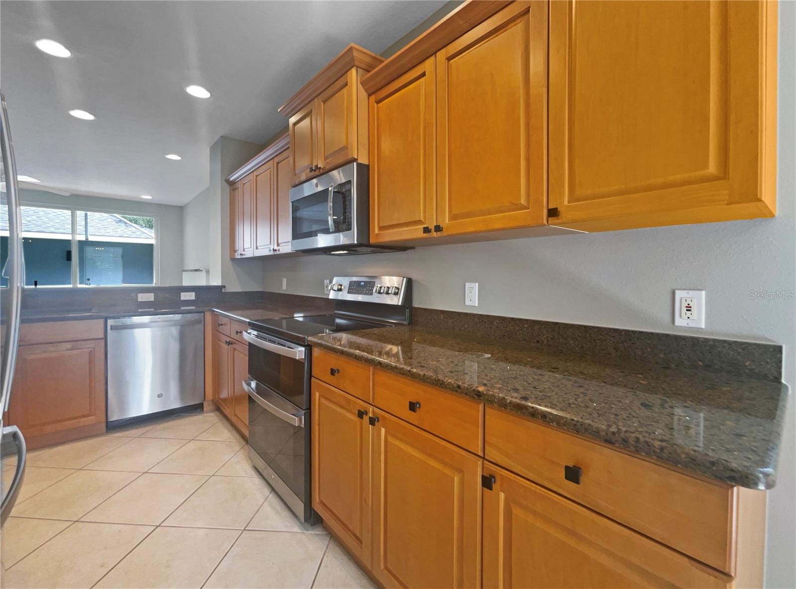 Image 6 of 26 For 5636 Whitehead Street