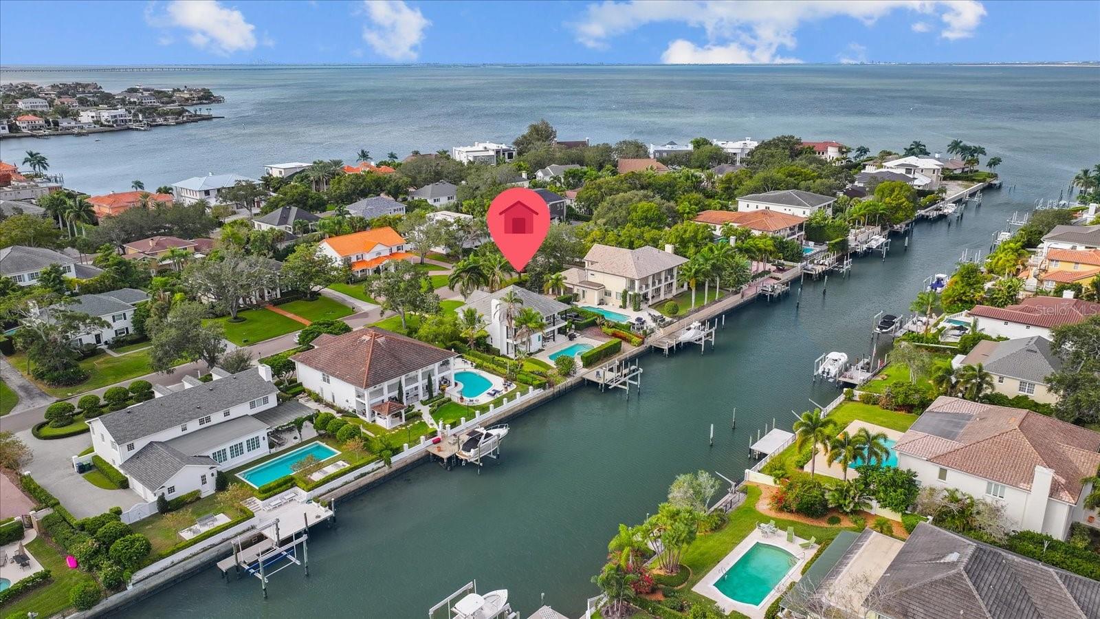 Image 20 of 60 For 4921 Lyford Cay Road