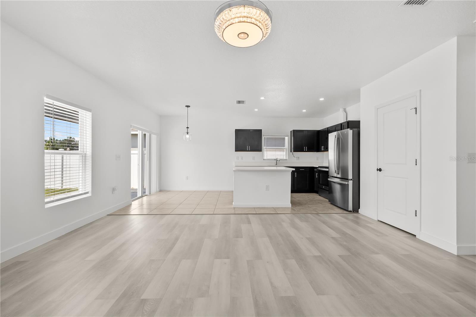 Image 12 of 31 For 14498 Whitewater Way