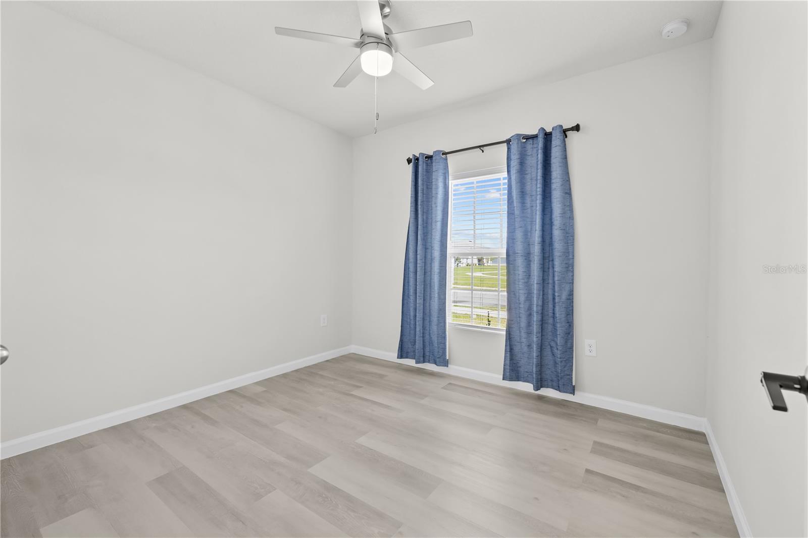 Image 14 of 31 For 14498 Whitewater Way