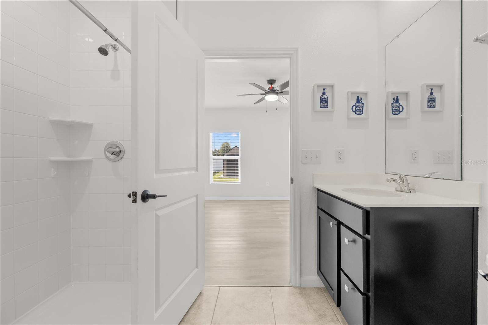 Image 20 of 31 For 14498 Whitewater Way