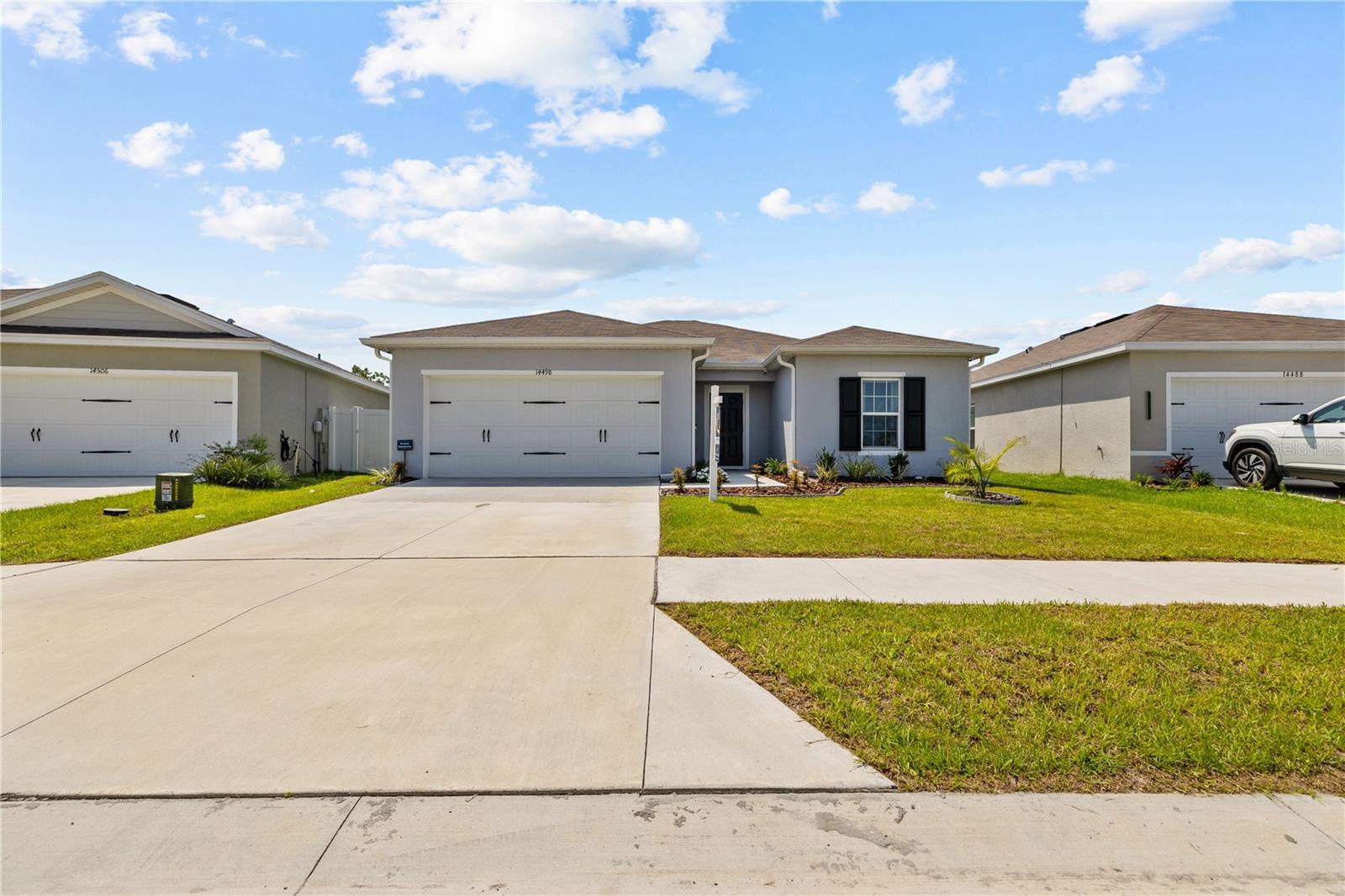 Image 3 of 31 For 14498 Whitewater Way