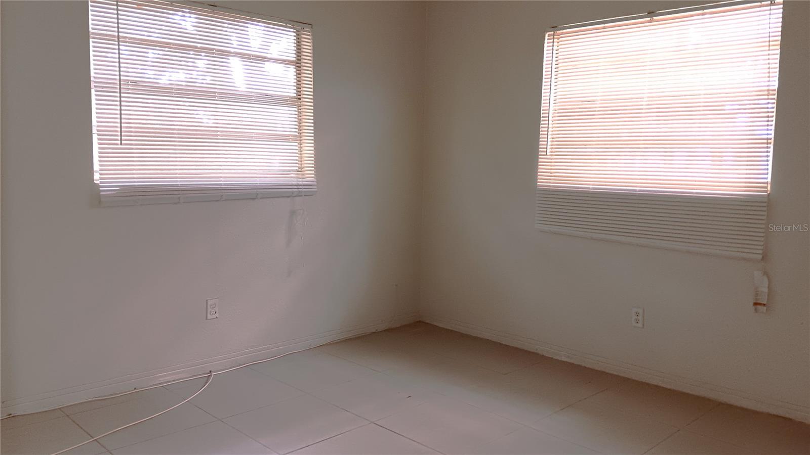 Image 7 of 16 For 4710 13th Avenue S
