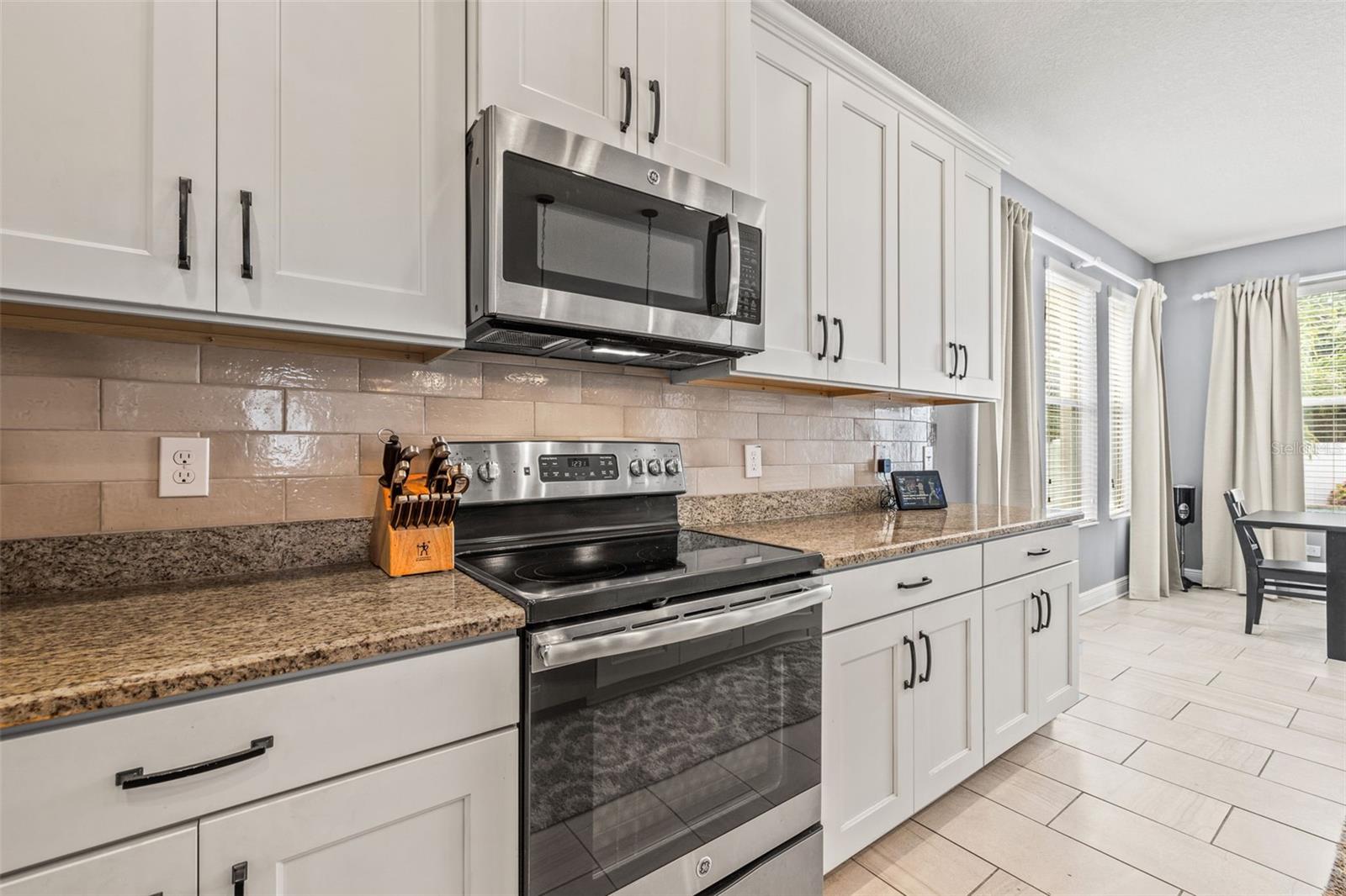 Image 13 of 63 For 1436 30th Avenue N