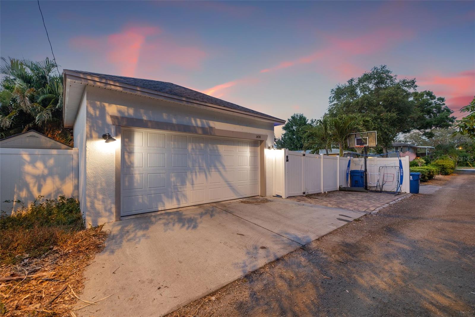 Image 5 of 63 For 1436 30th Avenue N