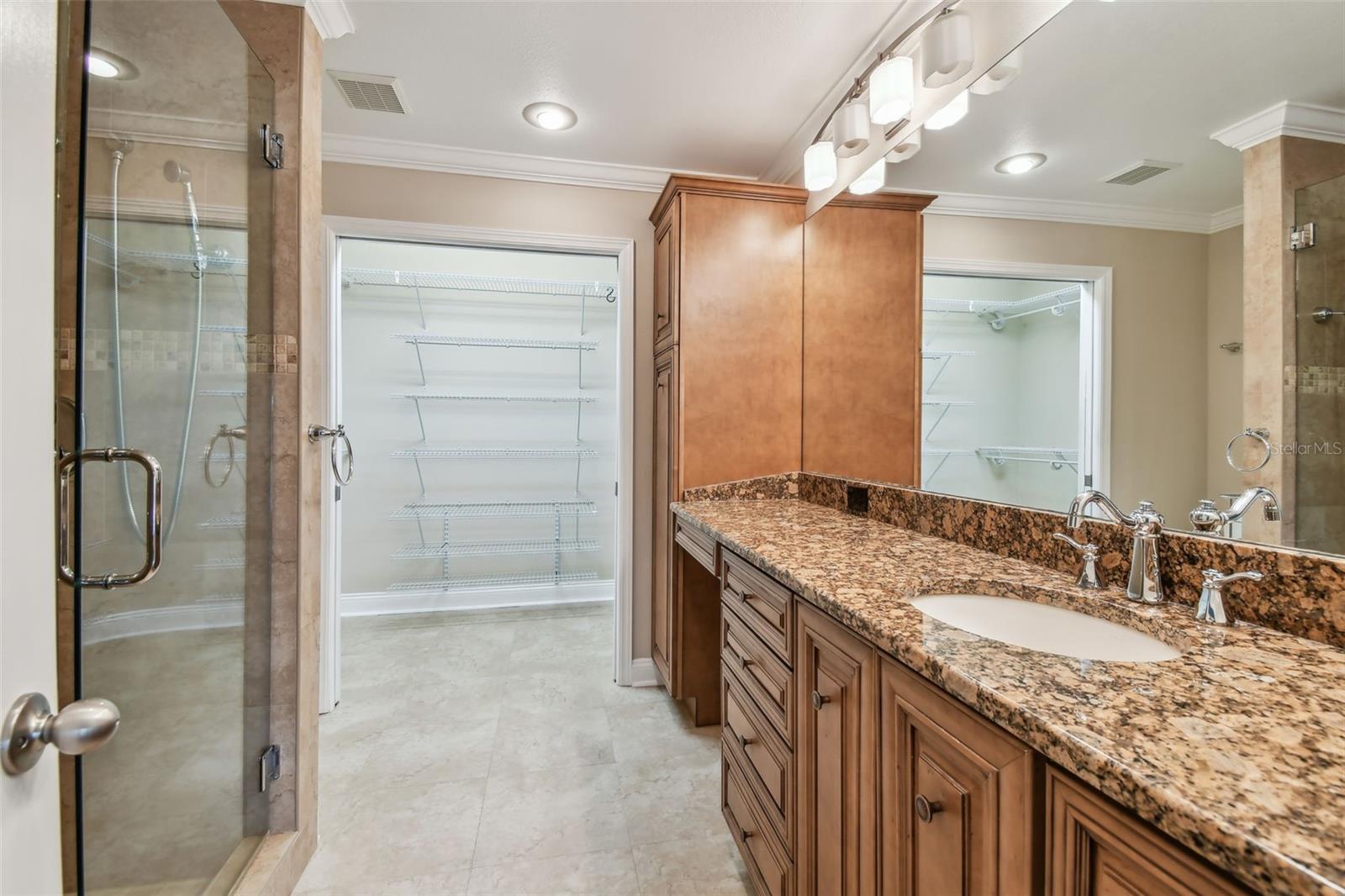 Image 43 of 86 For 2421 Lake Point Lane