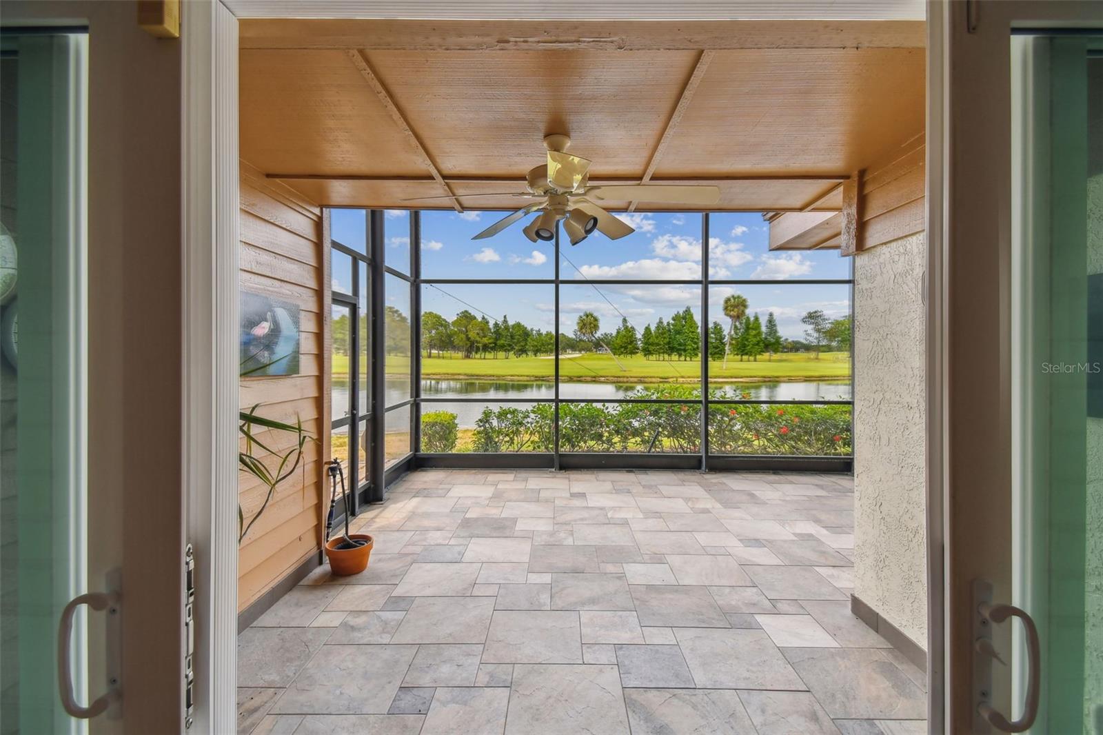 Image 70 of 86 For 2421 Lake Point Lane