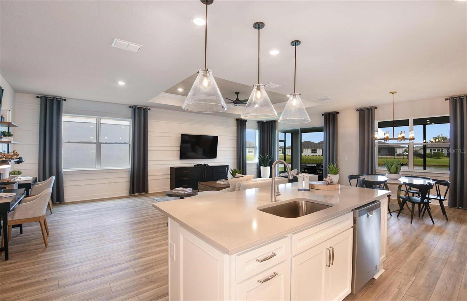 Listing photo id 4 for 12626 Glenn Creek Drive
