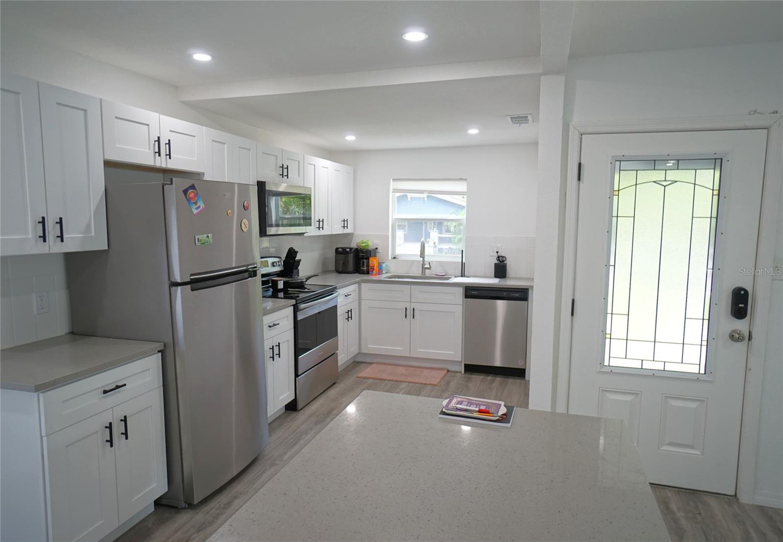 Image 10 of 20 For 908 Cayuga Street