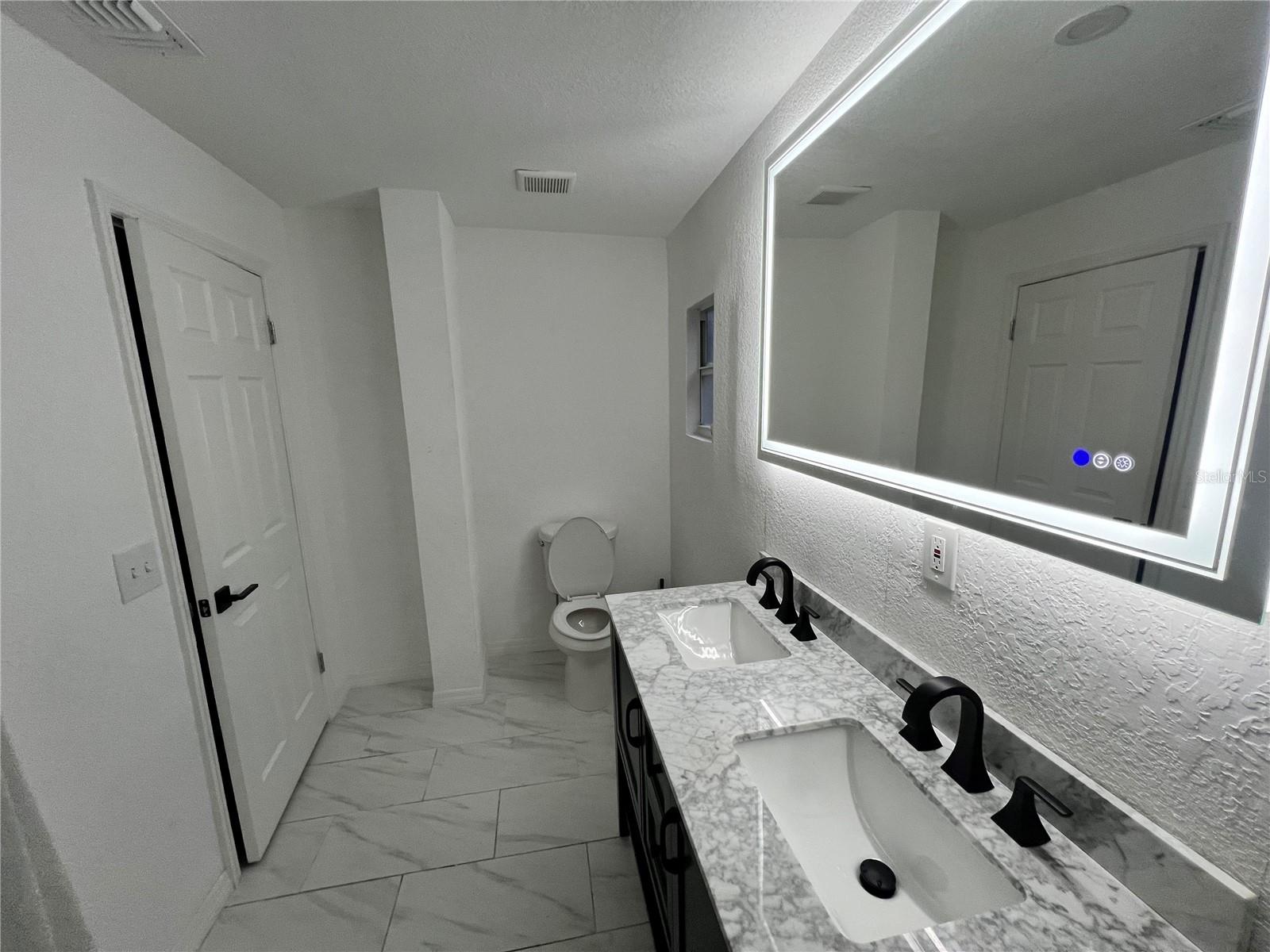 Image 20 of 20 For 908 Cayuga Street