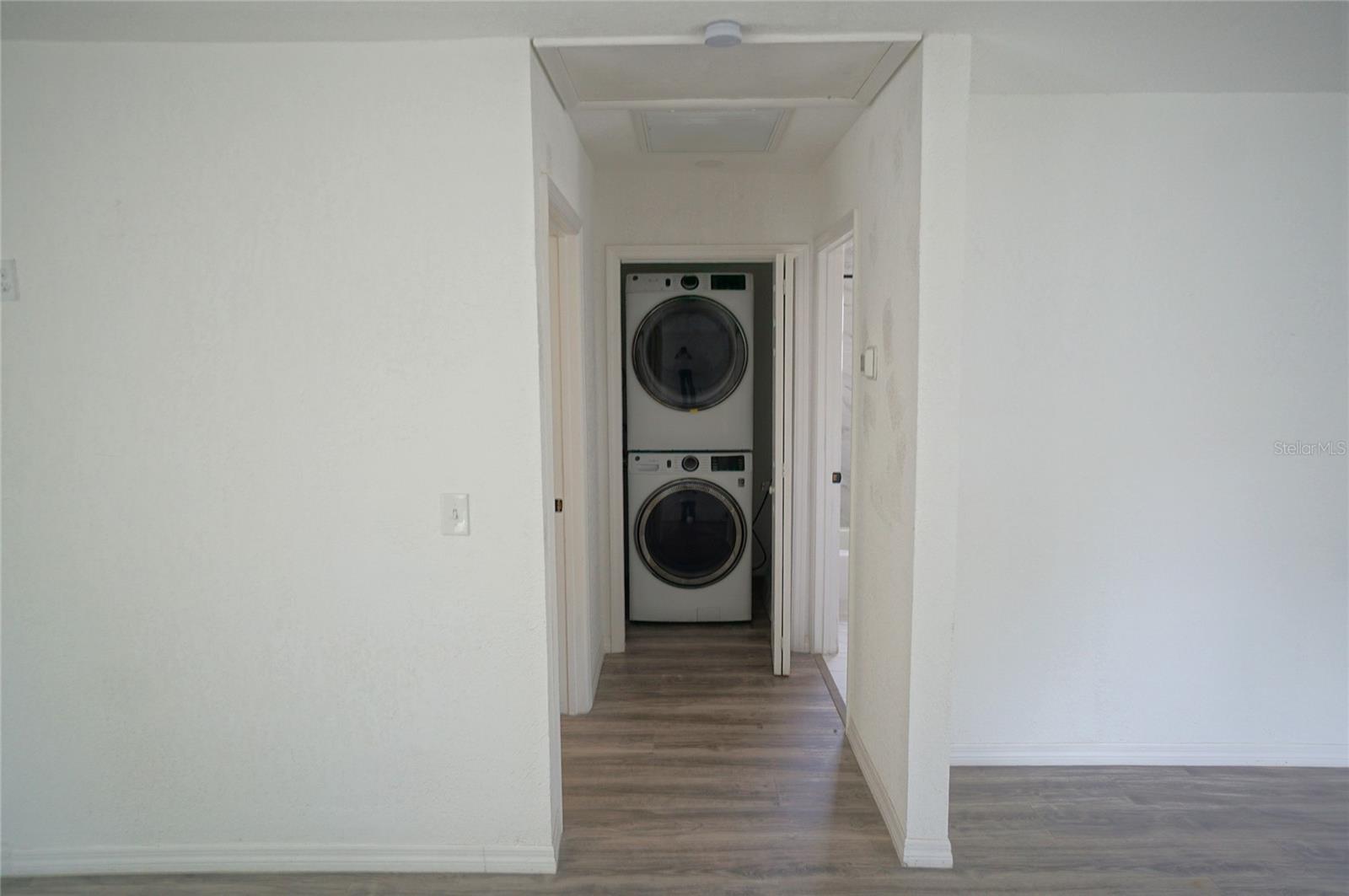 Image 9 of 20 For 908 Cayuga Street