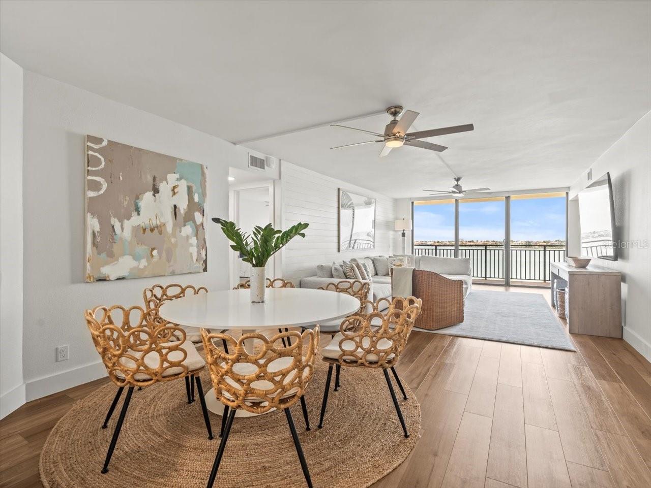 Image 16 of 40 For 5700 Escondida Boulevard S 401