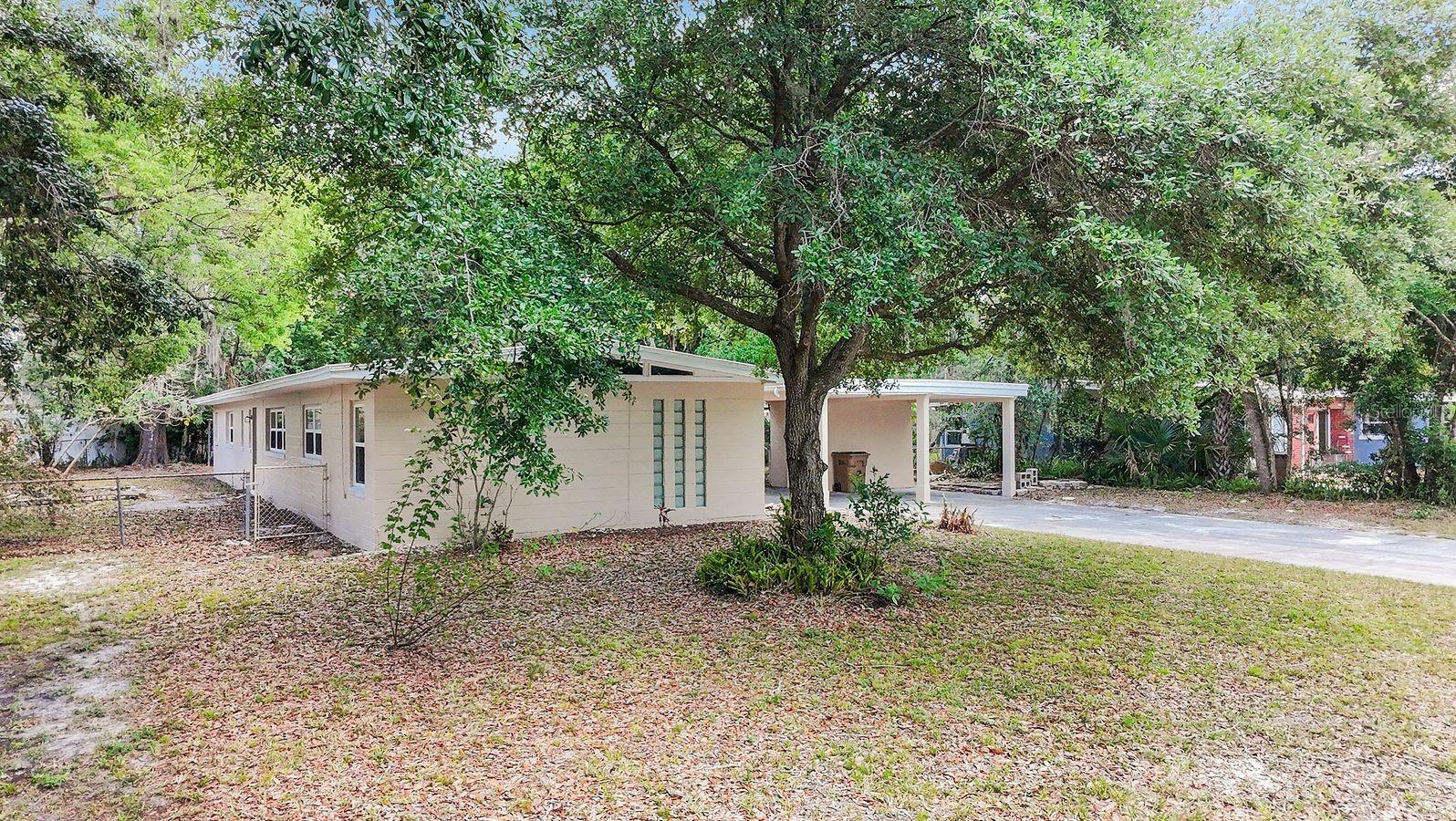 Image 32 of 38 For 810 River Drive
