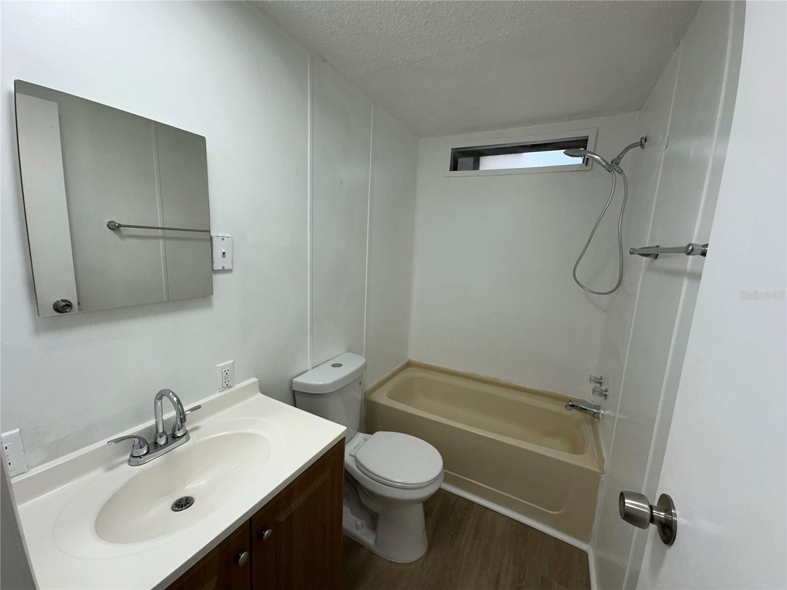 Image 12 of 17 For 20434 Leonard Road