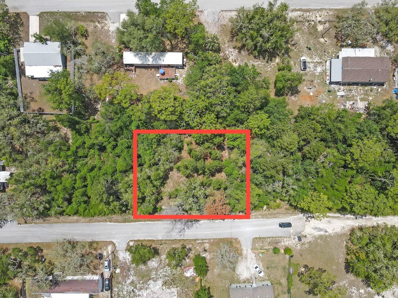 Listing photo id 5 for 10113 Waddell Street