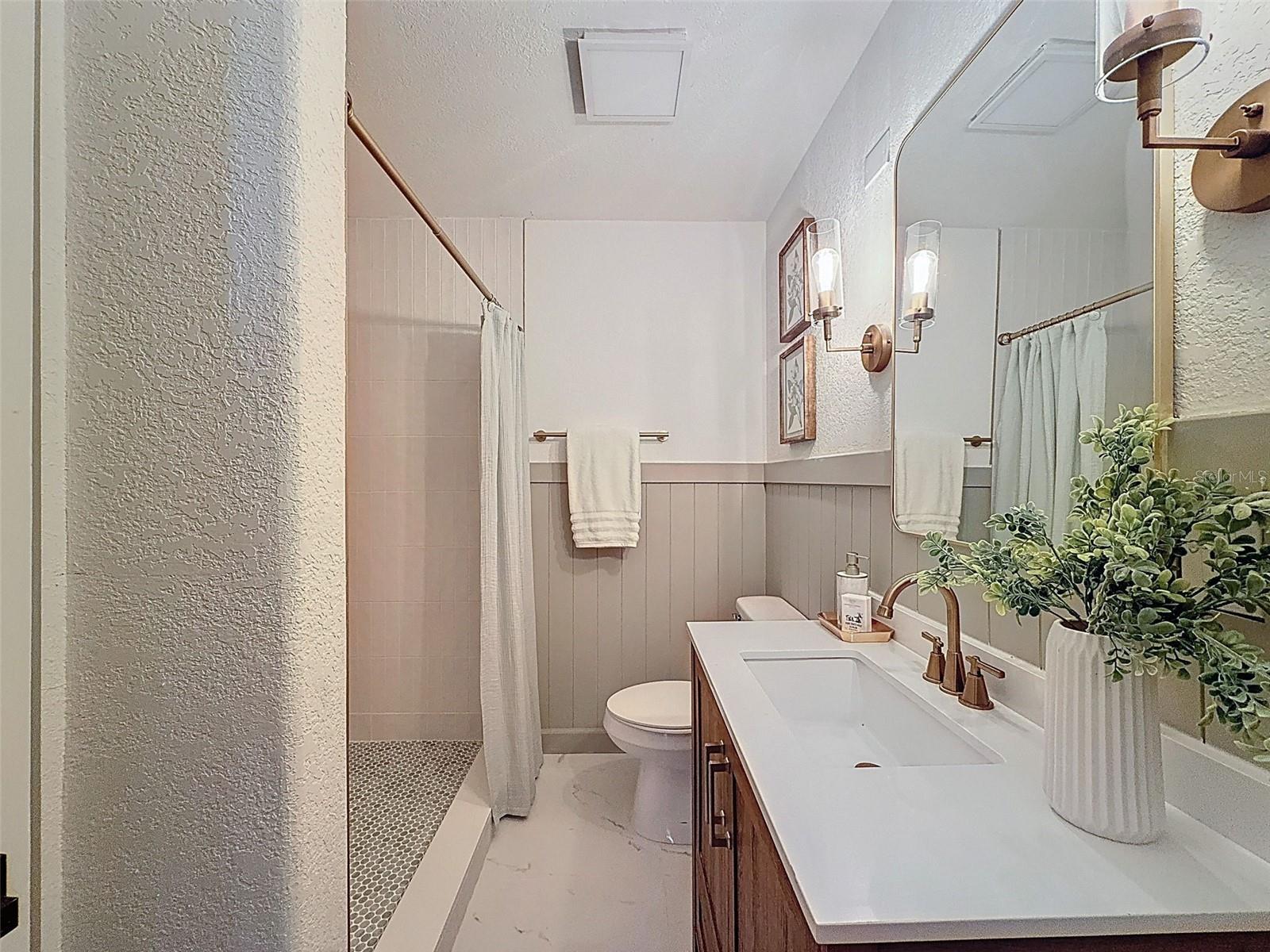 Image 20 of 54 For 1267 Woodlawn Terrace