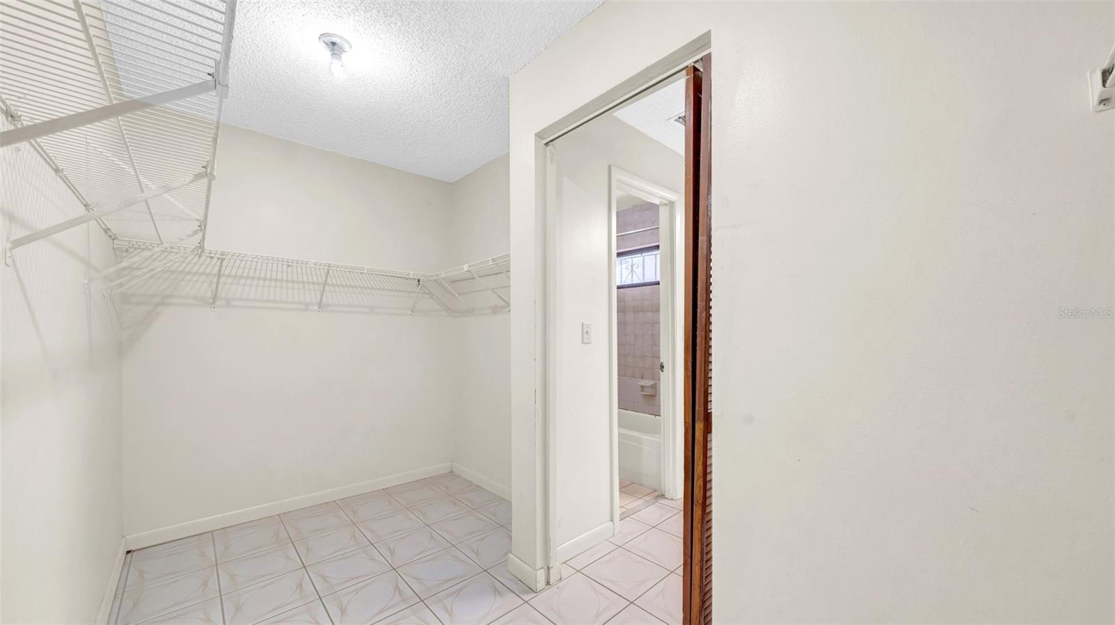 Image 36 of 68 For 6915 Hubert Avenue