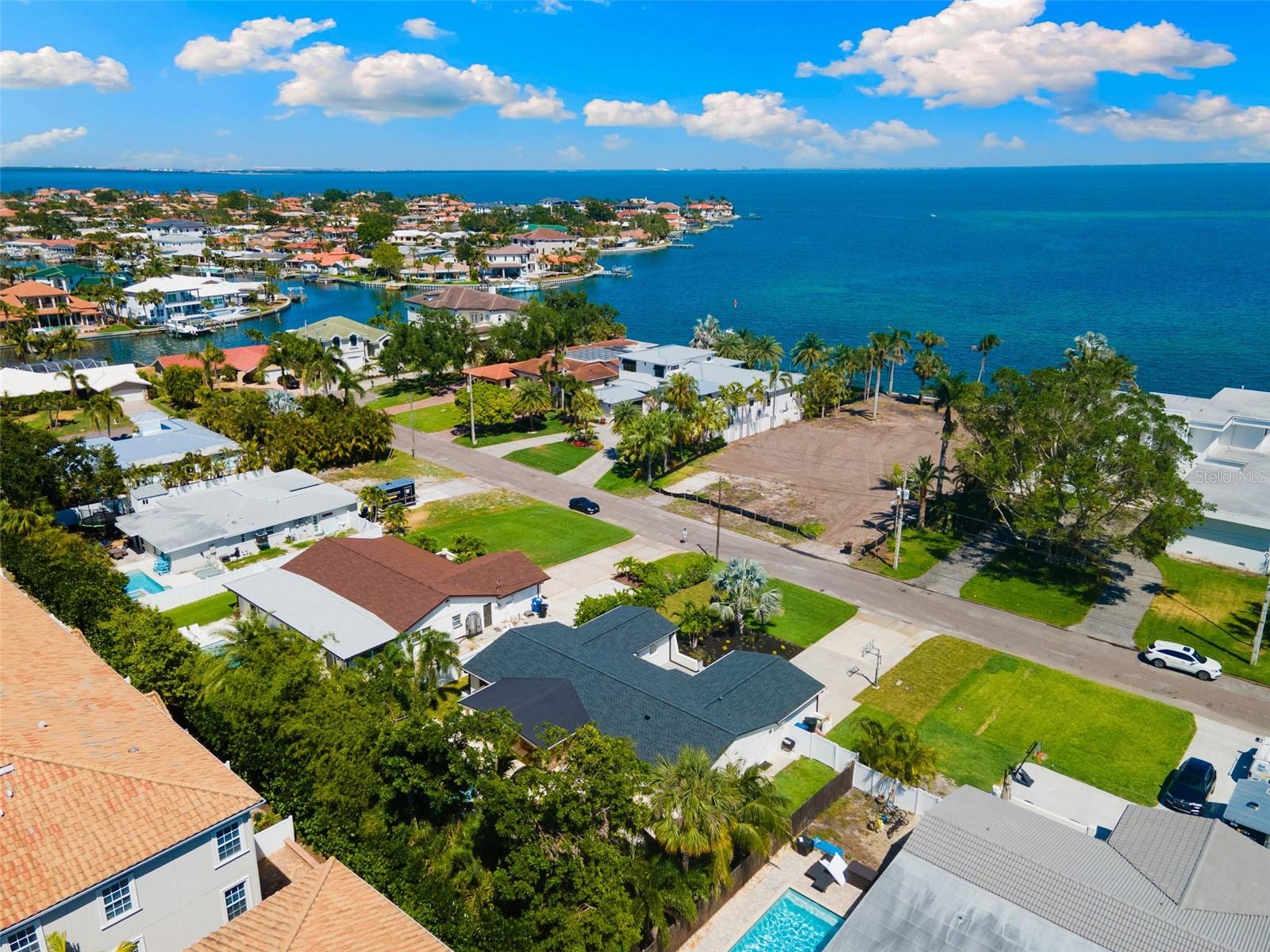 Image 59 of 59 For 4618 Bayshore Boulevard Ne