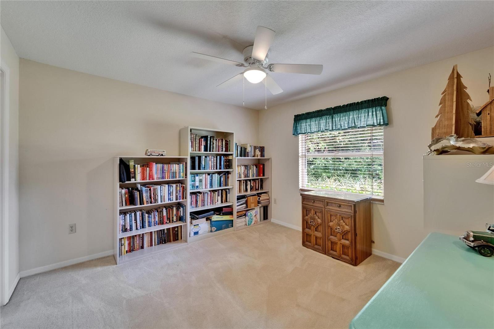Image 44 of 72 For 2811 Barret Avenue