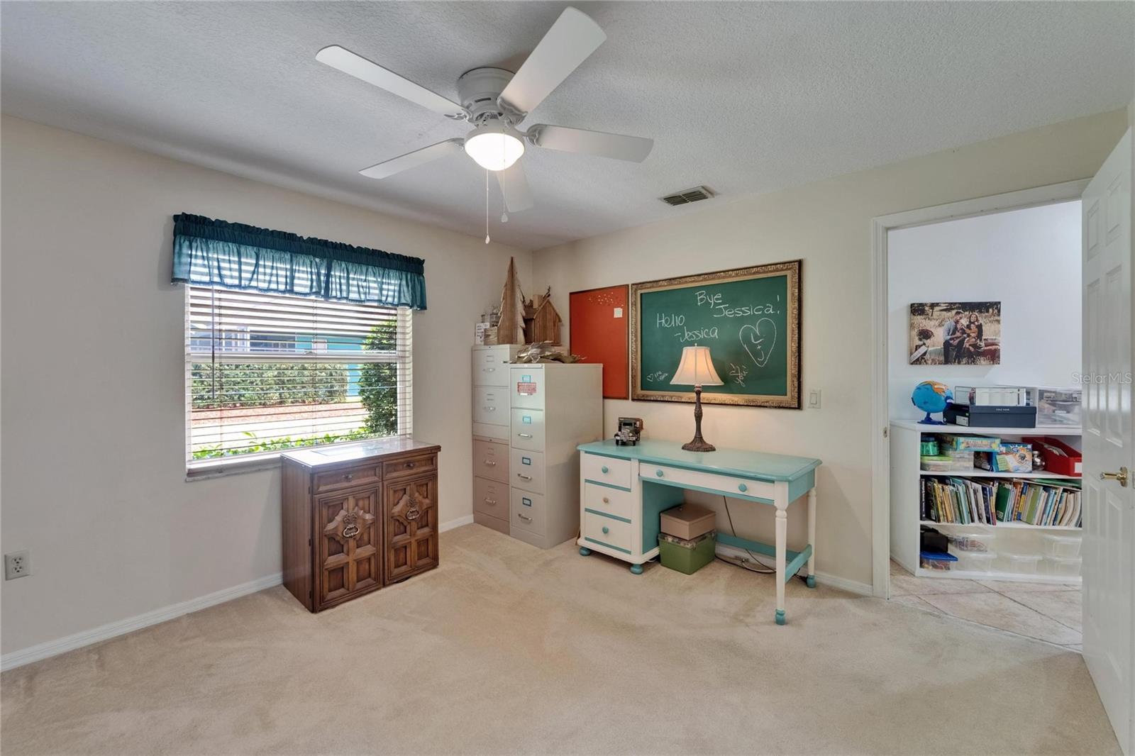 Image 45 of 72 For 2811 Barret Avenue