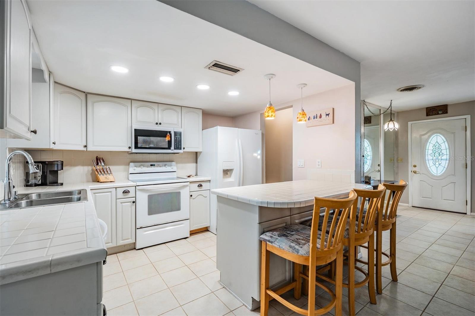 Image 17 of 30 For 14000 104th Avenue