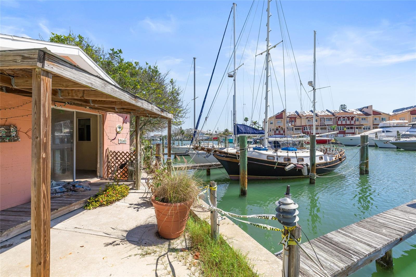 Listing photo id 9 for 225 Boca Ciega Drive