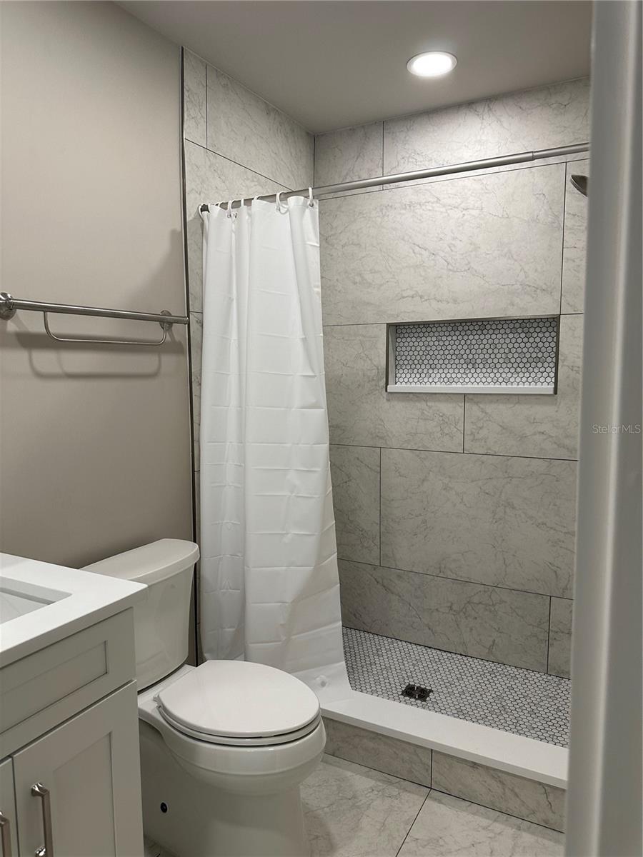 Image 14 of 40 For 1585 Jasmine Way