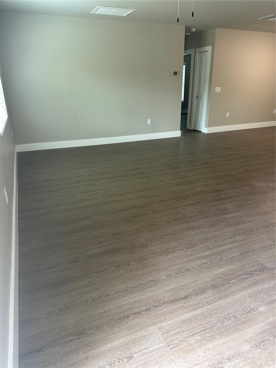 Image 3 of 40 For 1585 Jasmine Way