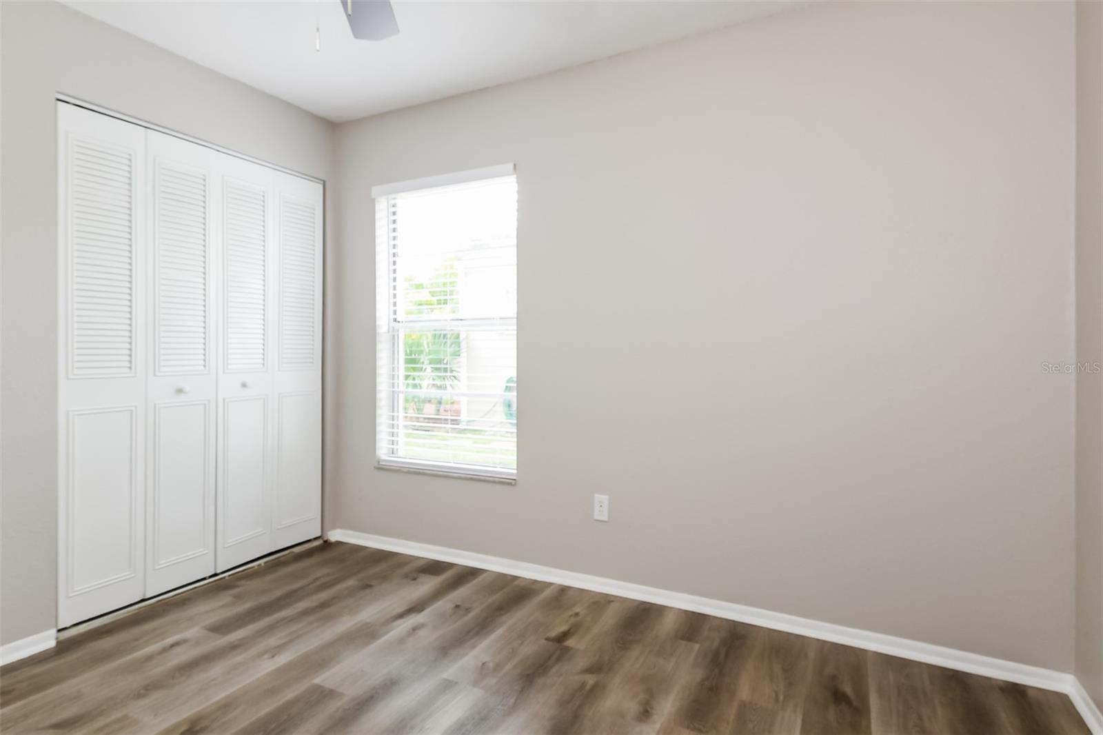 Image 13 of 16 For 408 Edgemon Avenue