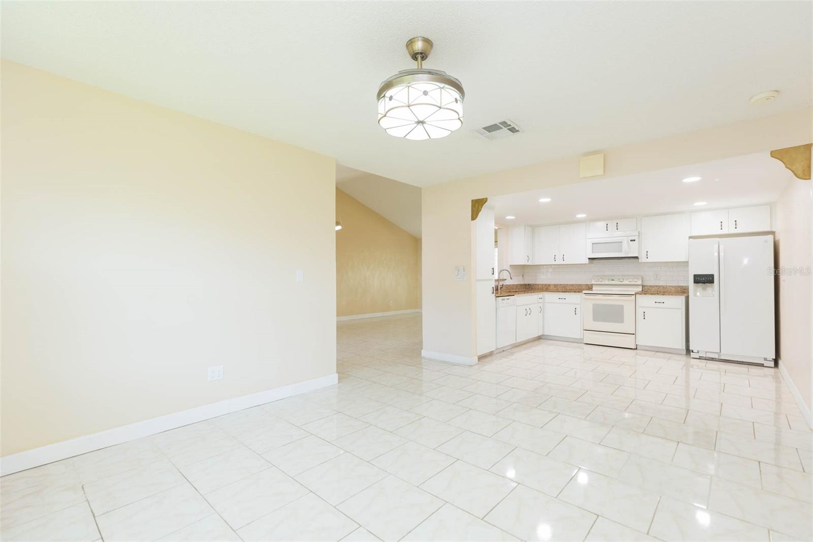 Image 12 of 51 For 2211 Bay Berry Lane