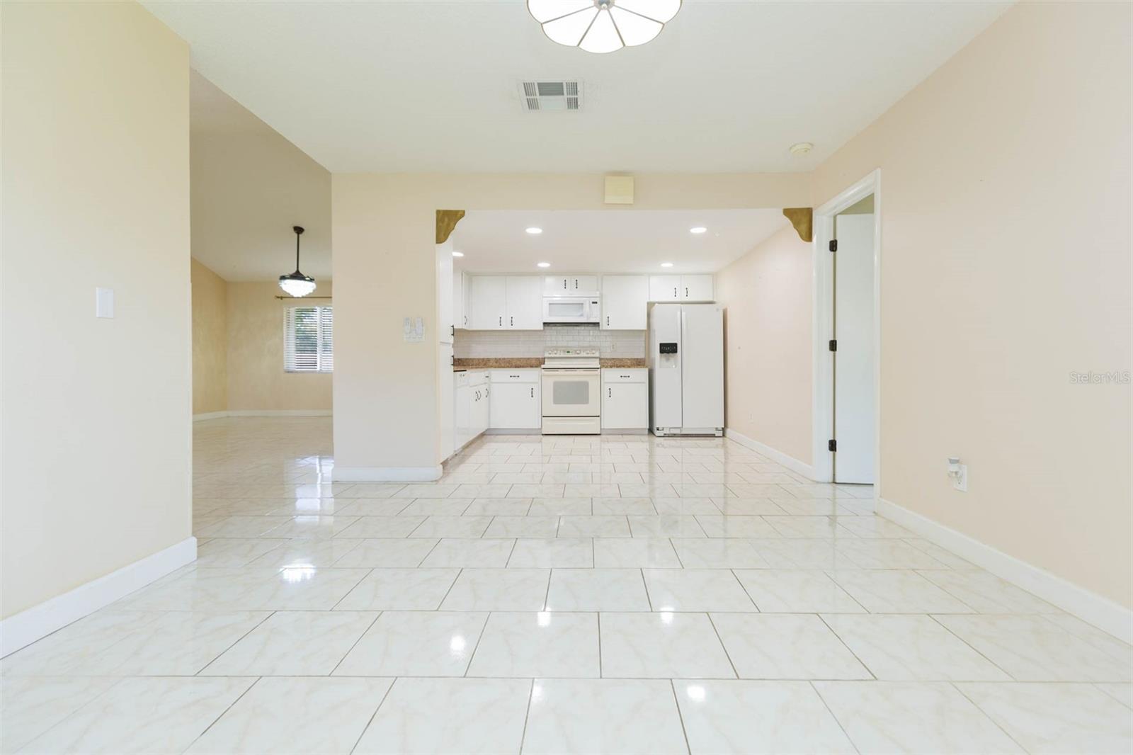 Image 13 of 51 For 2211 Bay Berry Lane