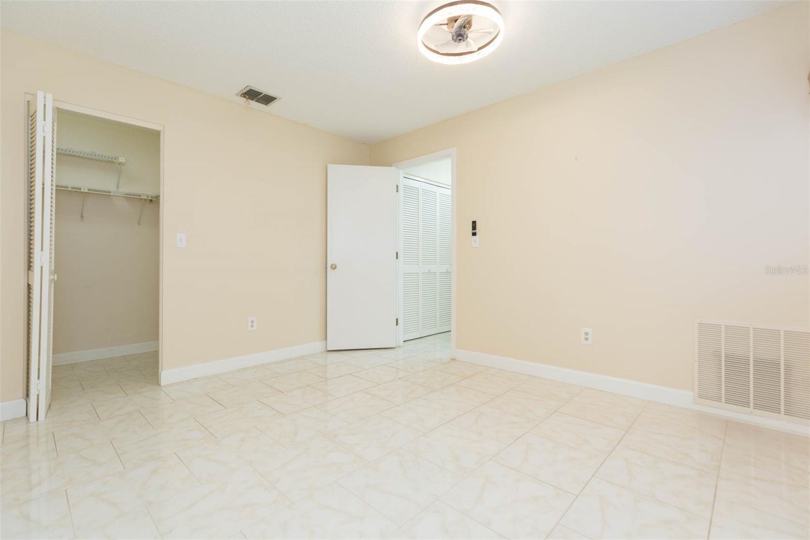 Image 24 of 51 For 2211 Bay Berry Lane