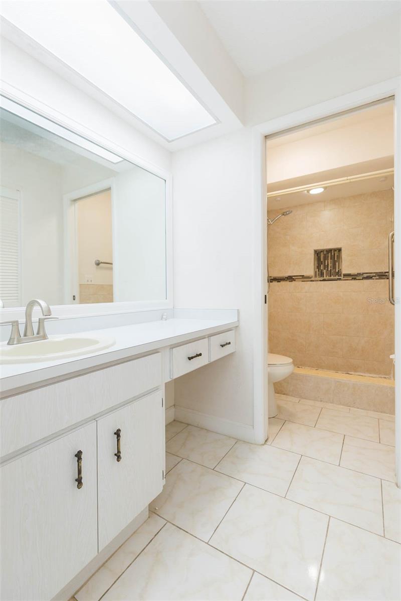 Image 30 of 51 For 2211 Bay Berry Lane
