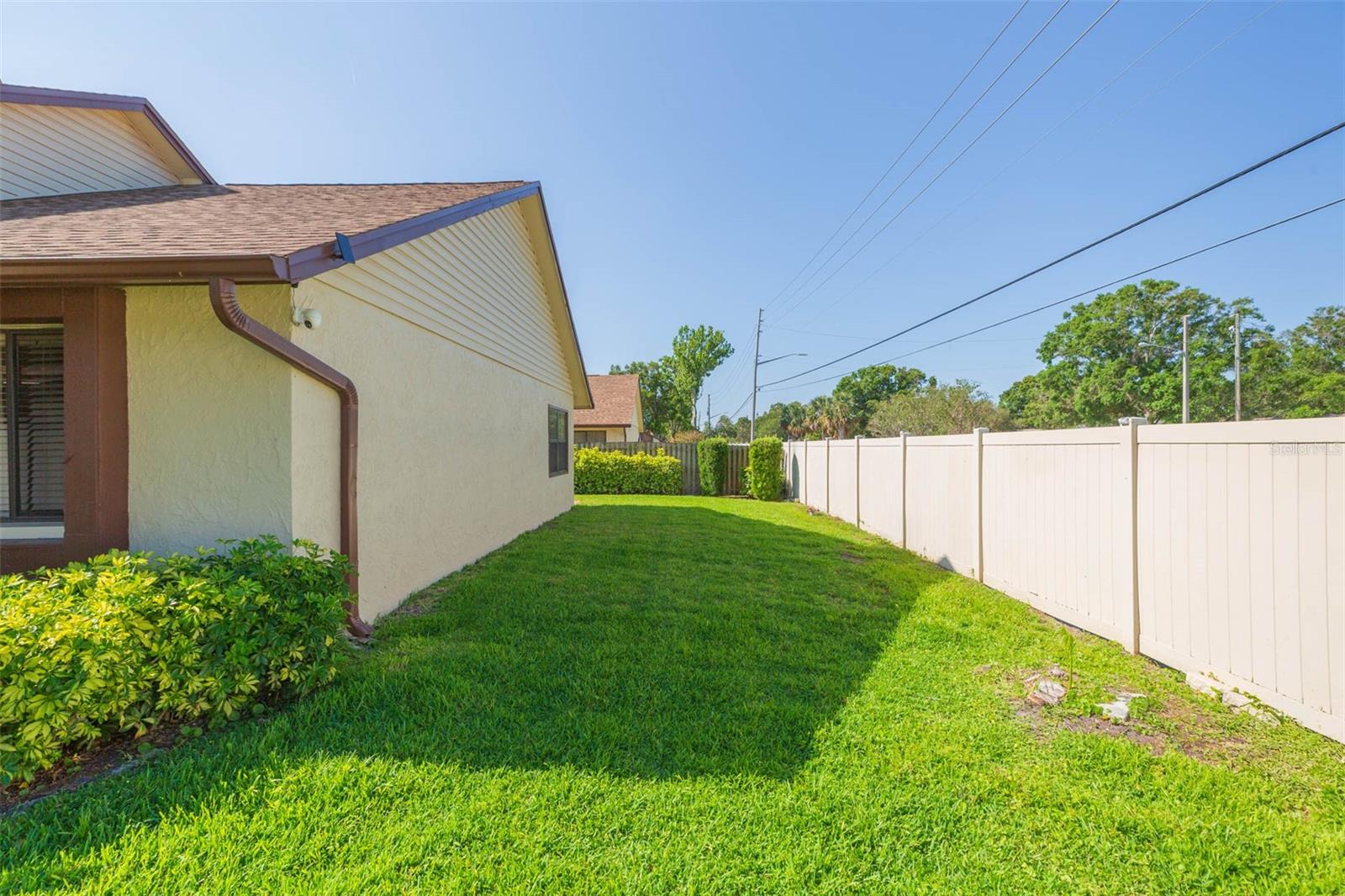 Image 38 of 51 For 2211 Bay Berry Lane