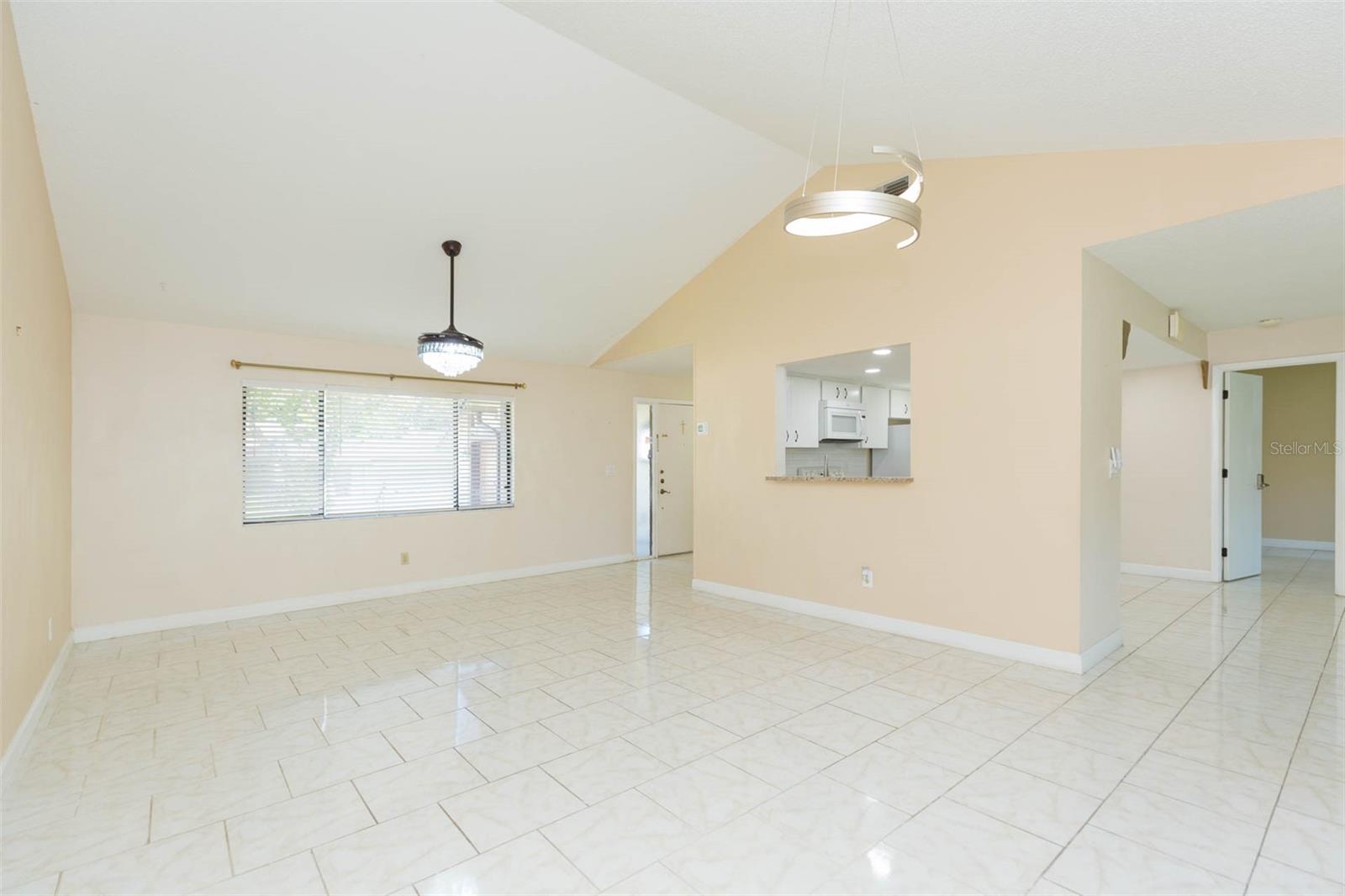 Image 8 of 51 For 2211 Bay Berry Lane