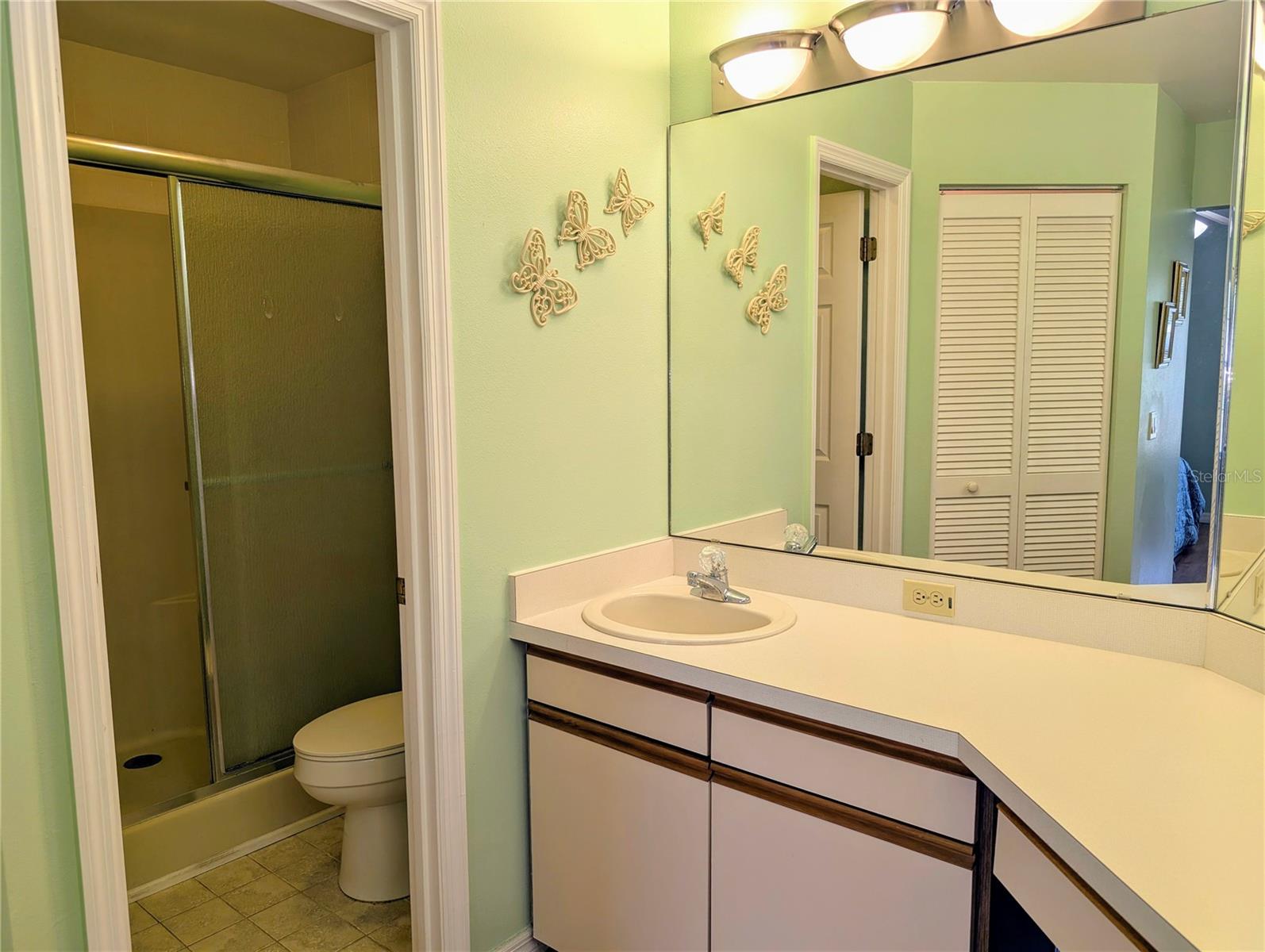 Image 17 of 67 For 9815 Pebble Creek Court
