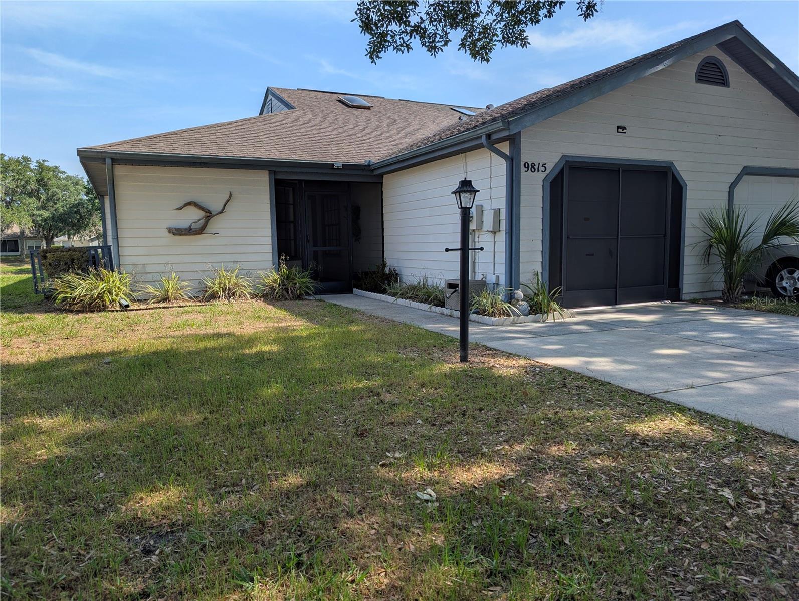 Image 40 of 67 For 9815 Pebble Creek Court